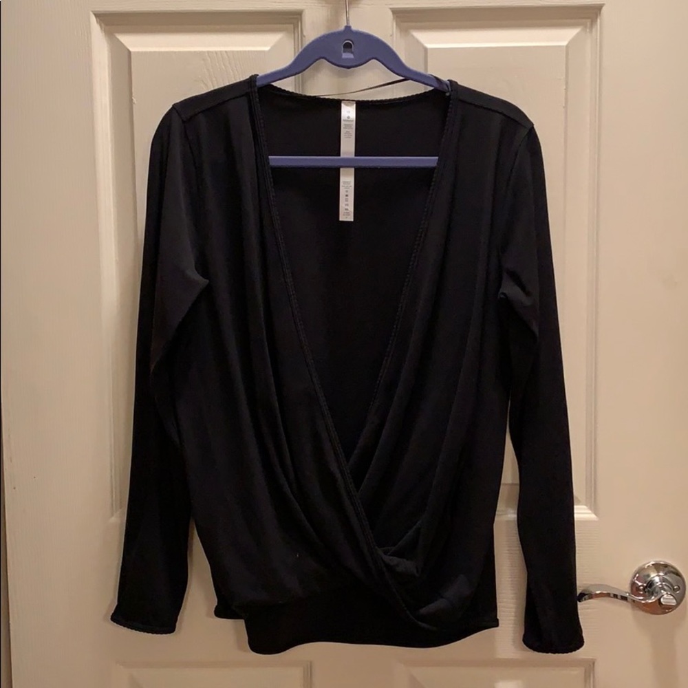 NWOT Lululemon size M Faux Wrap Top size 10